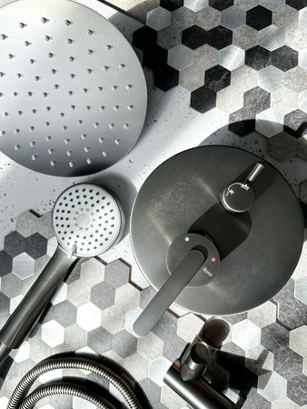 Zestaw Prysznicowy Podtynkowy Ontario Tytan + BOX